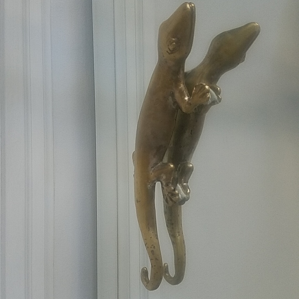 Vintage Metal Brass Silver Toned Lizard Statue - Picture 3 of 7